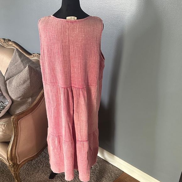 Umgee Pink Textured Sleeveless Dress - Picture 3 of 3